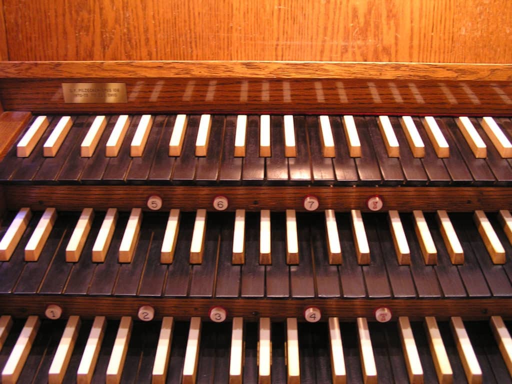 Ebony and Ivory keys of pipe organ console